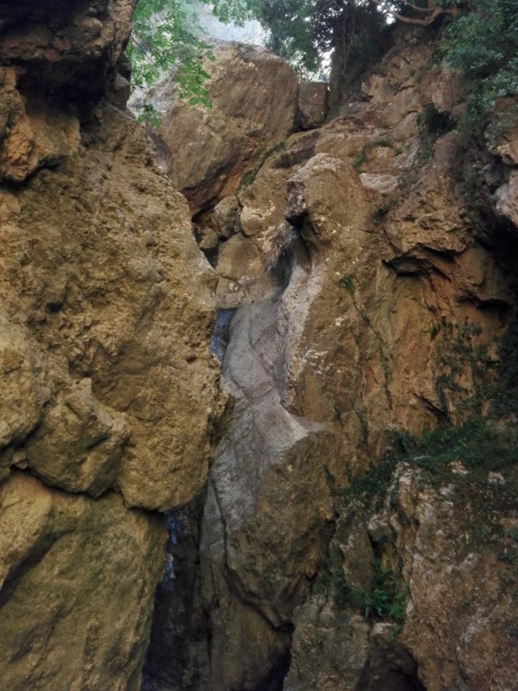 esescursioni in fuoristrada-trekking fotografici, nebrodi cascata del catafurco